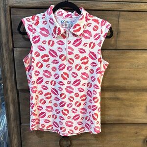 IBKUL Pink and Red Lip Print Women's Top